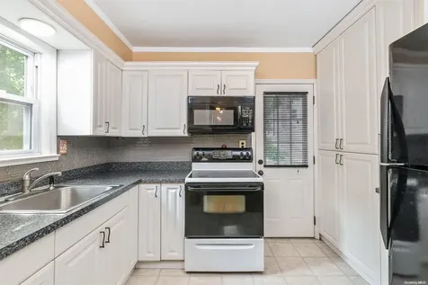 20 Biltmore Drive Mastic Beach NY 11951