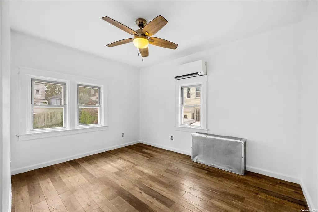 2871 Wellman Avenue Bronx NY 10461