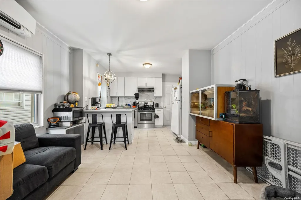 2871 Wellman Avenue Bronx NY 10461