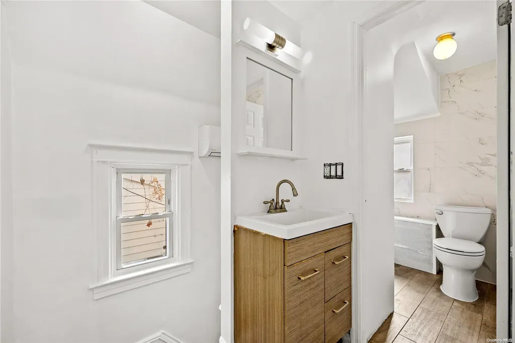 2871 Wellman Avenue Bronx NY 10461