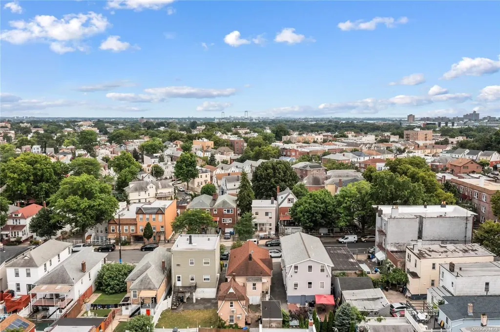 2871 Wellman Avenue Bronx NY 10461