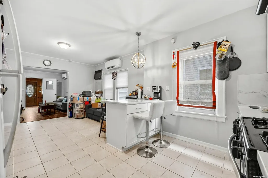 2871 Wellman Avenue Bronx NY 10461