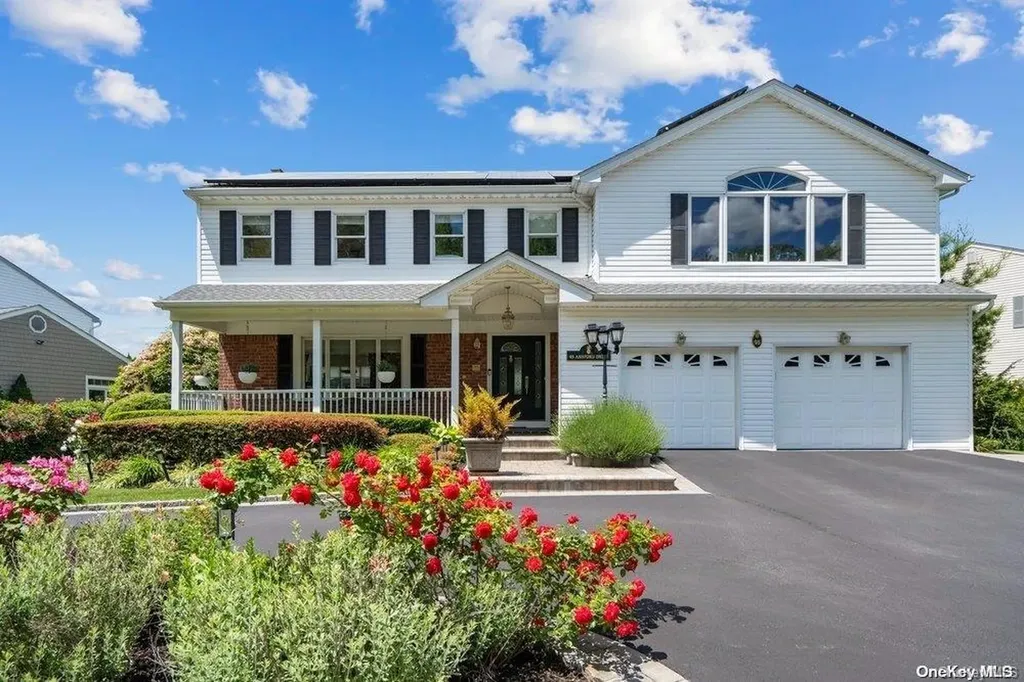 95 Ashford Drive Syosset NY 11791