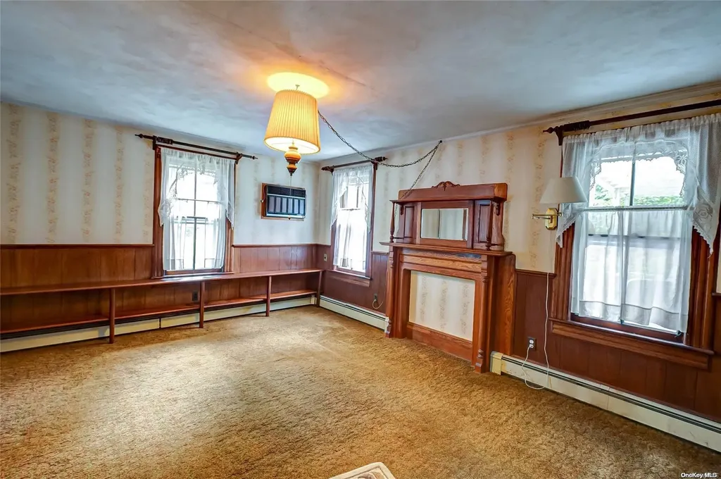 708 Main Street Port Jefferson NY 11777