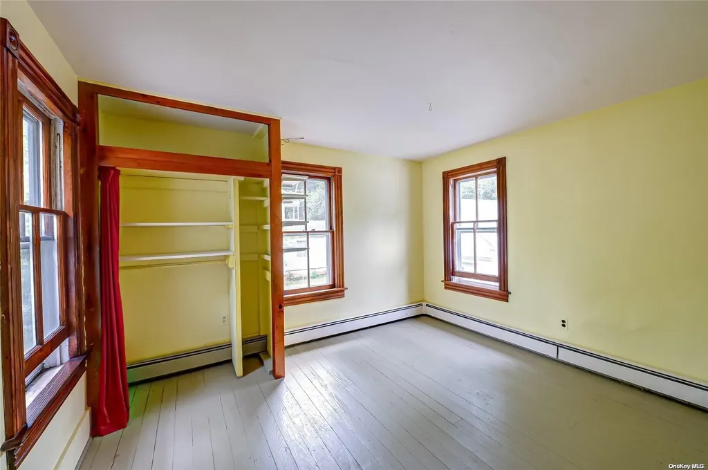 708 Main Street Port Jefferson NY 11777