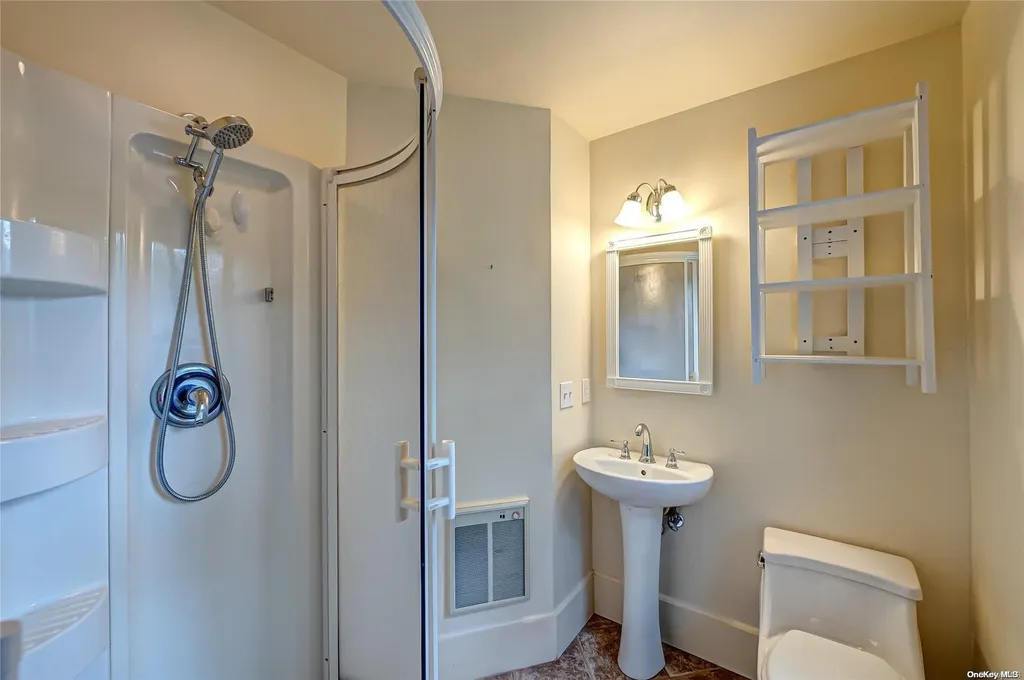 708 Main Street Port Jefferson NY 11777