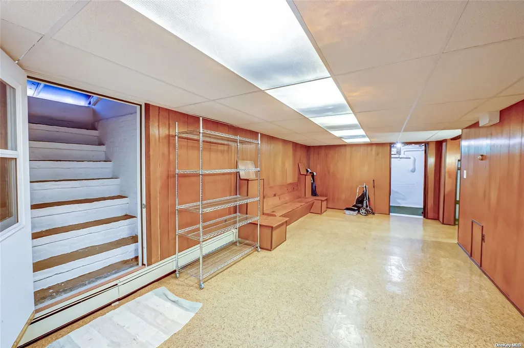 708 Main Street Port Jefferson NY 11777