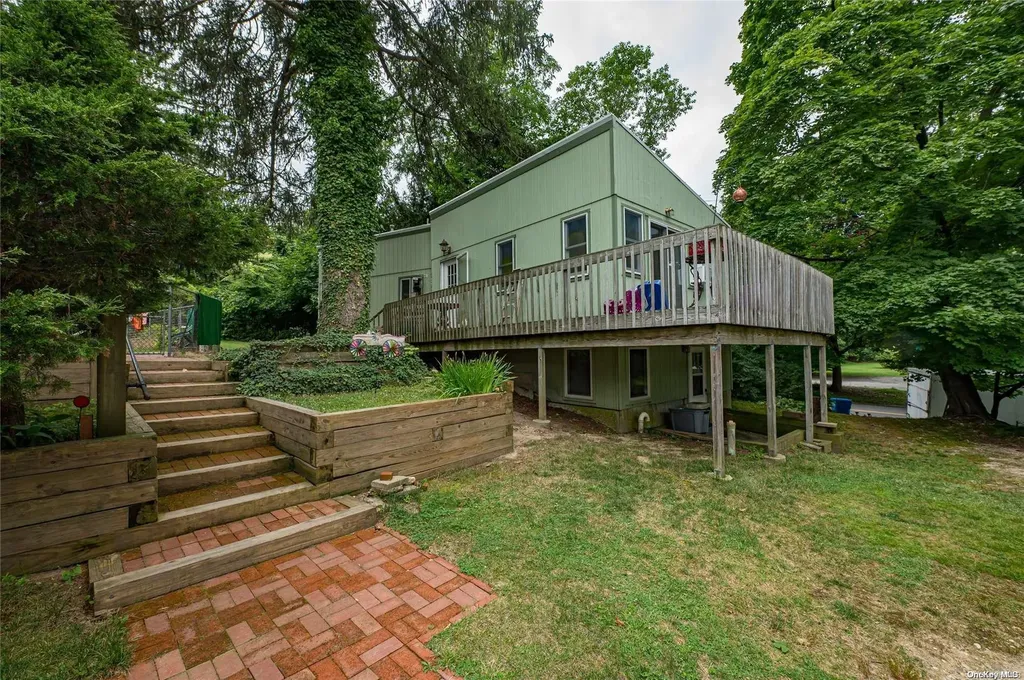 708 Main Street Port Jefferson NY 11777