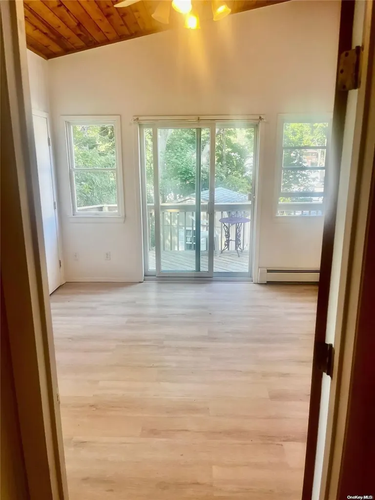 708 Main Street Port Jefferson NY 11777