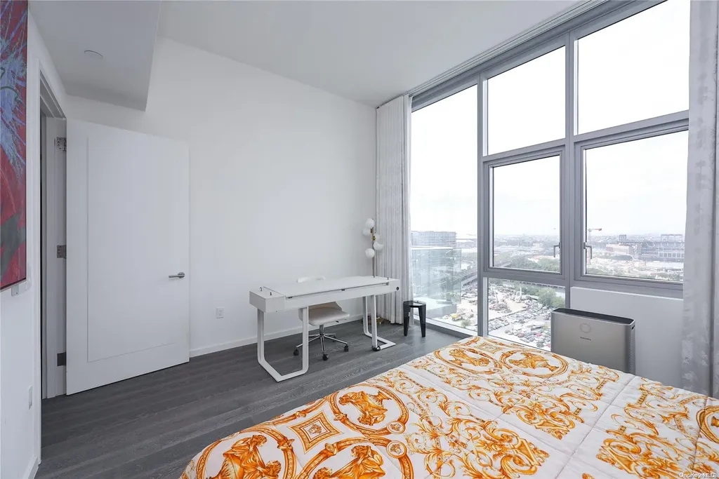 133-27 39 Avenue Flushing NY 11354