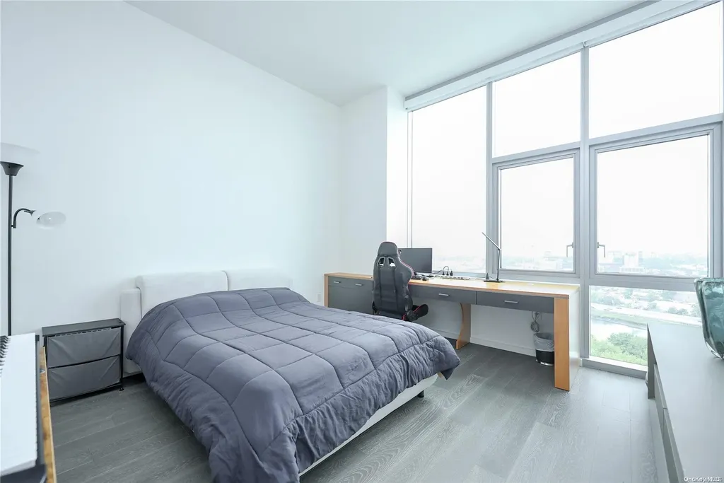 133-27 39 Avenue Flushing NY 11354