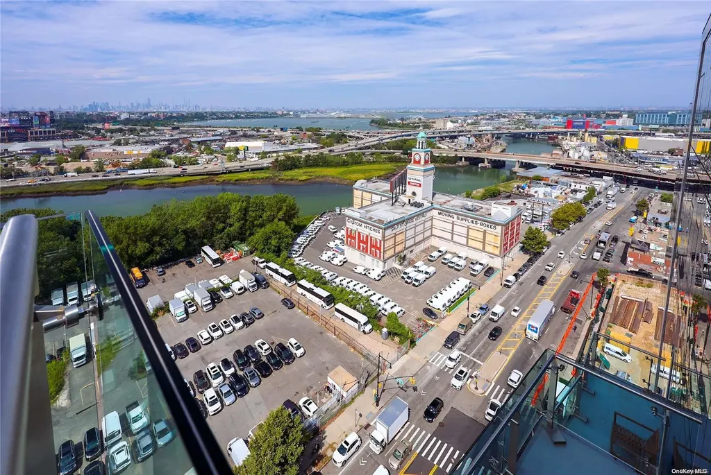 133-27 39 Avenue Flushing NY 11354