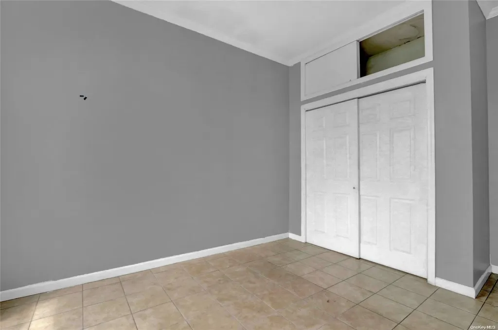 12-16 30th Road Astoria NY 11102