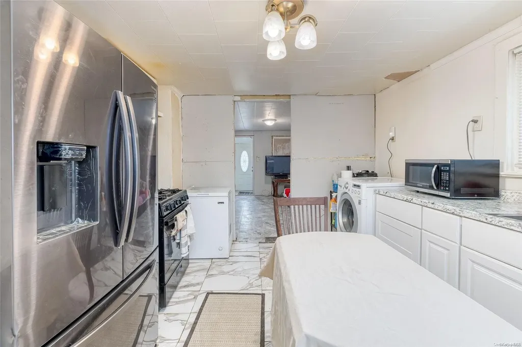 45 E Greenwich Avenue Roosevelt NY 11575