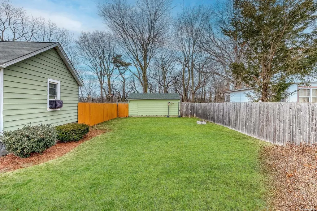 45 E Greenwich Avenue Roosevelt NY 11575