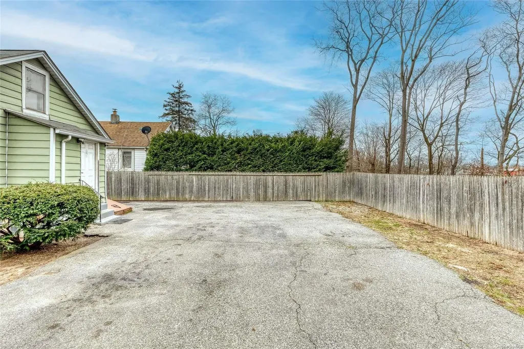 45 E Greenwich Avenue Roosevelt NY 11575