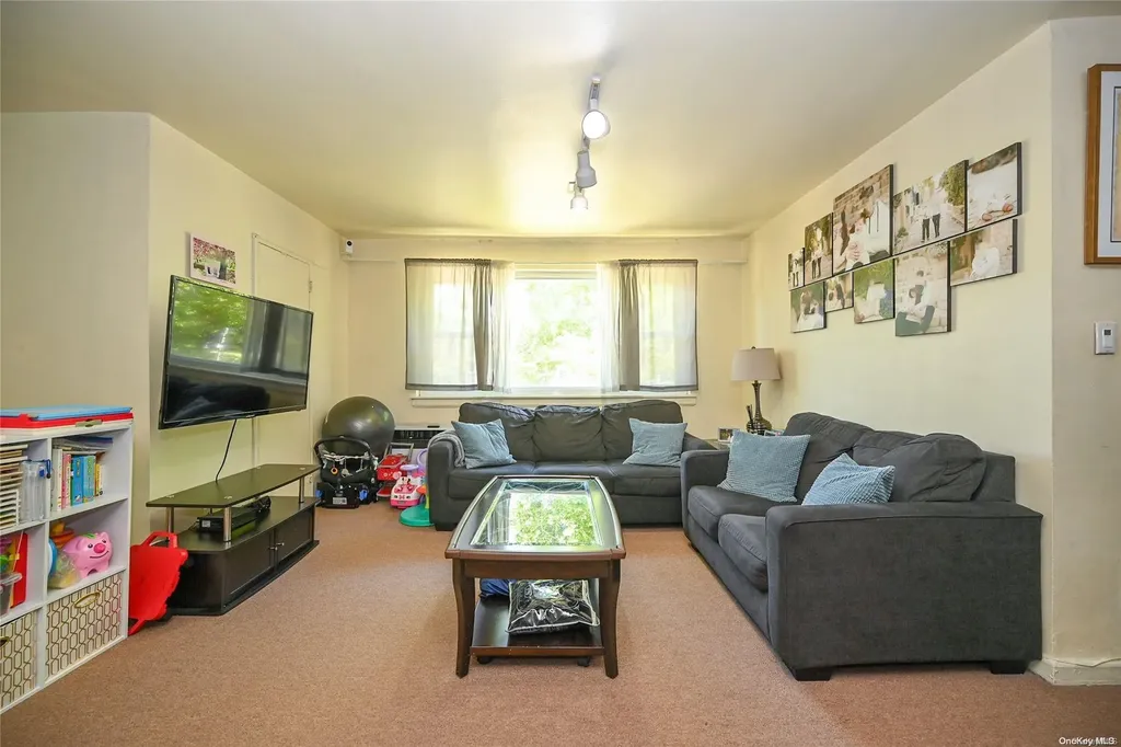 152-38 Jewel Flushing NY 11367