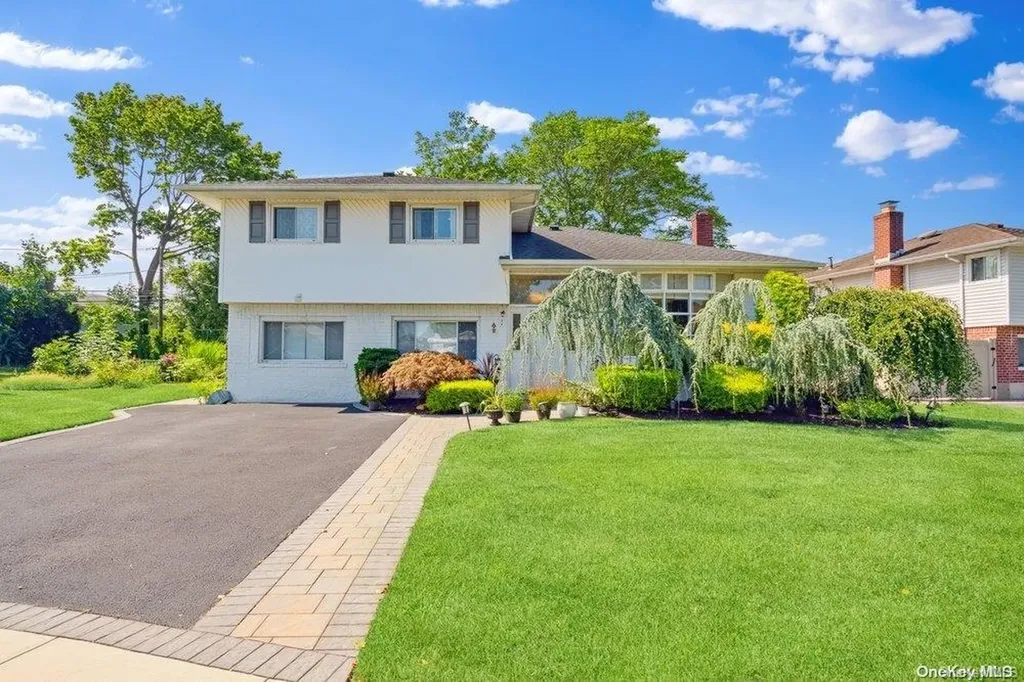 676 Carlisle Road Jericho NY 11753