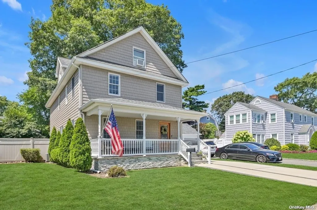 169 Horton Highway Mineola NY 11501
