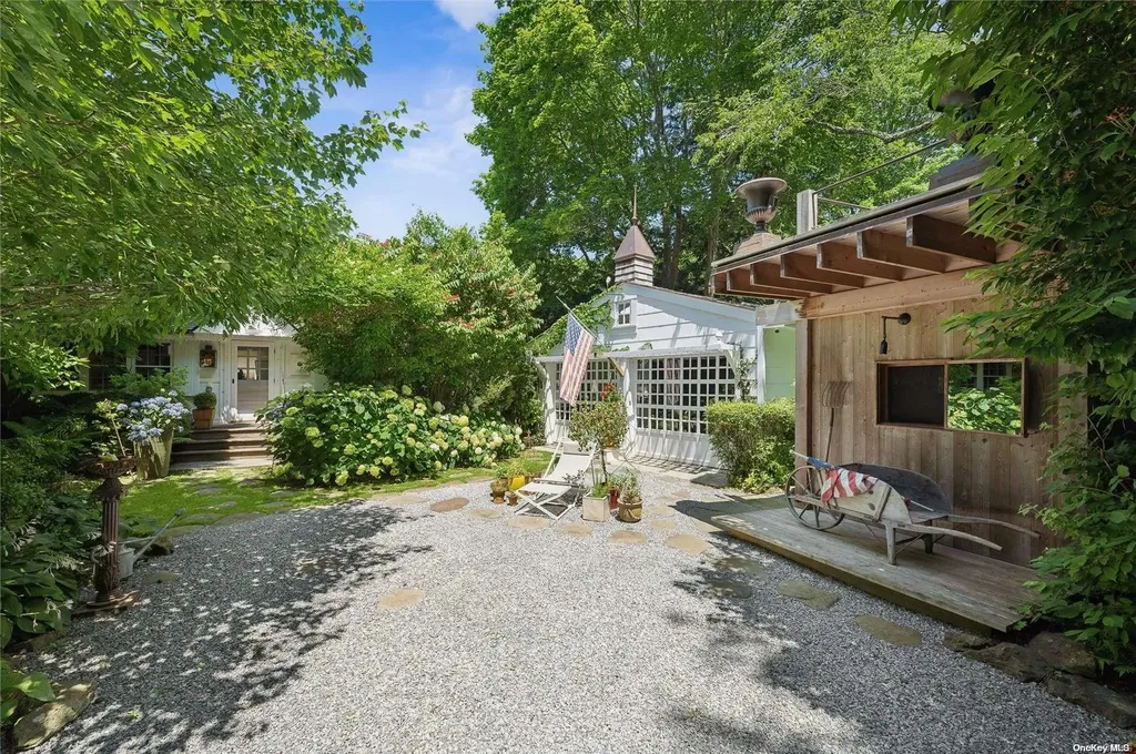 74 Jagger Lane Westhampton NY 11977