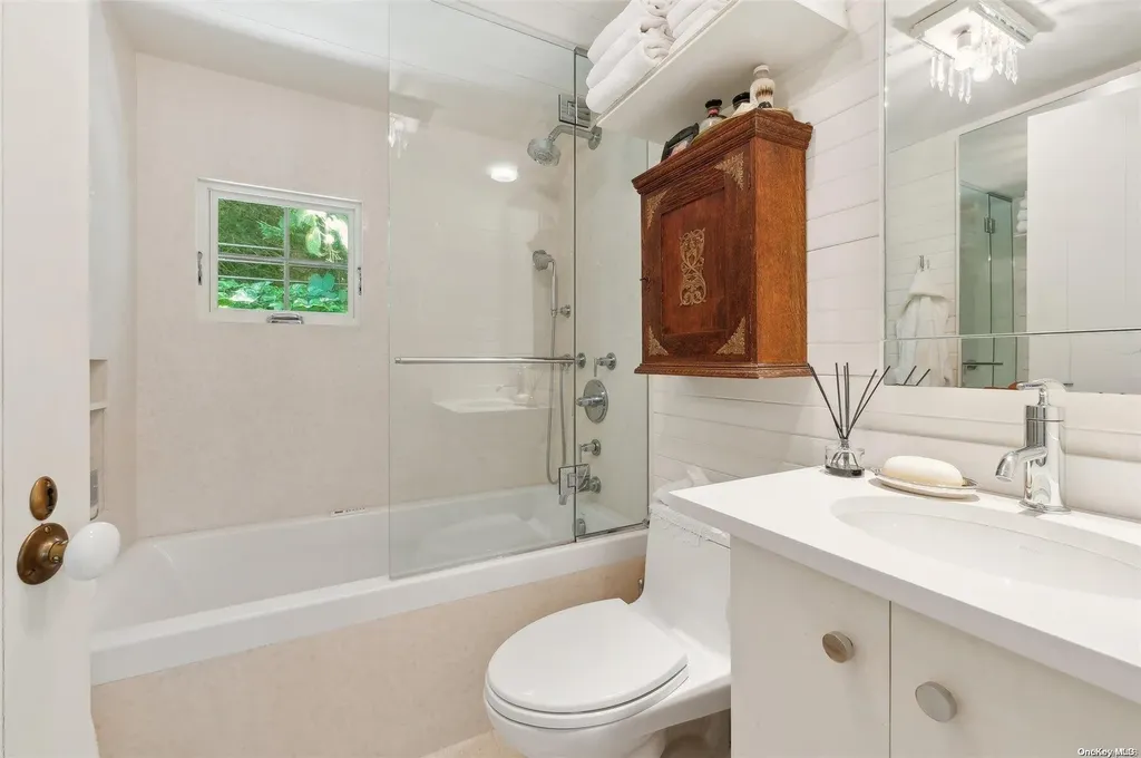 74 Jagger Lane Westhampton NY 11977