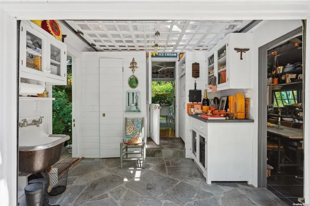 74 Jagger Lane Westhampton NY 11977