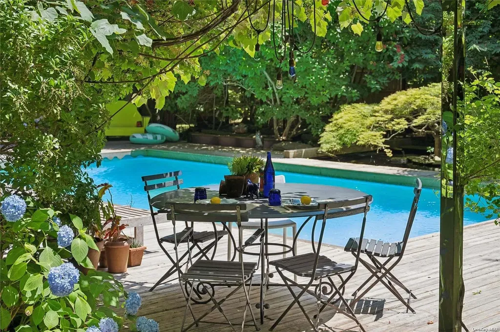 74 Jagger Lane Westhampton NY 11977