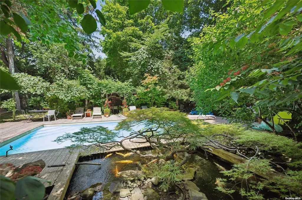74 Jagger Lane Westhampton NY 11977