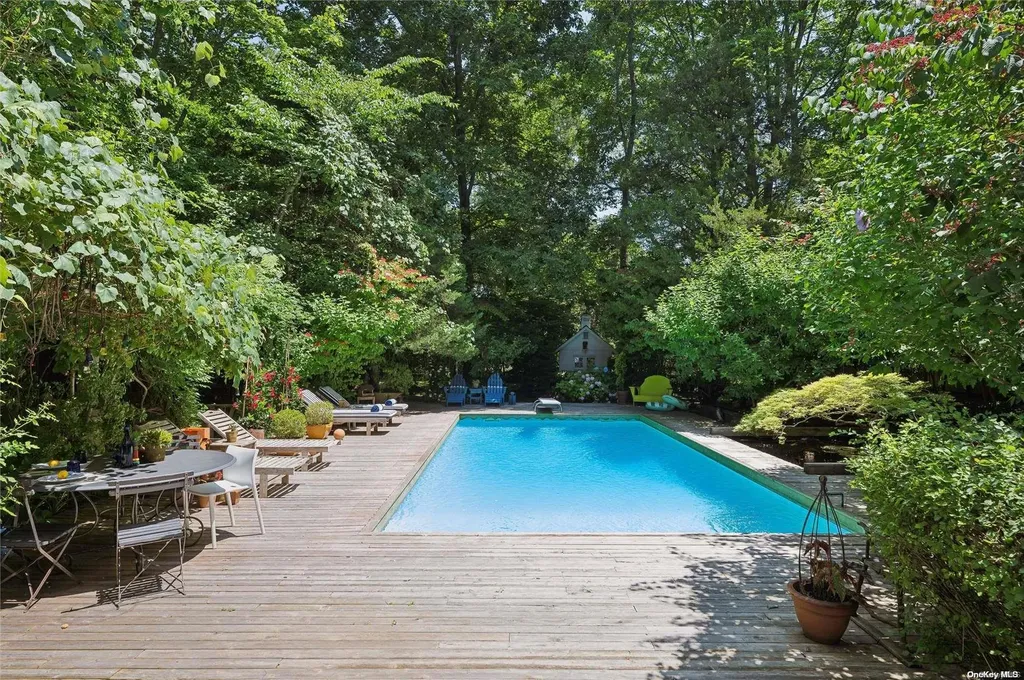 74 Jagger Lane Westhampton NY 11977