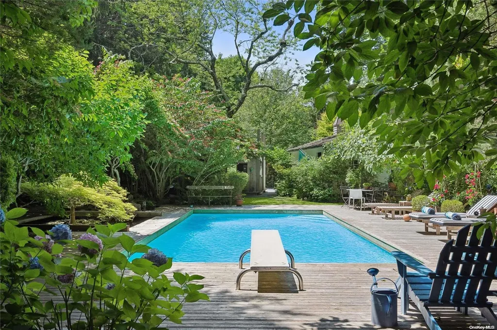 74 Jagger Lane Westhampton NY 11977