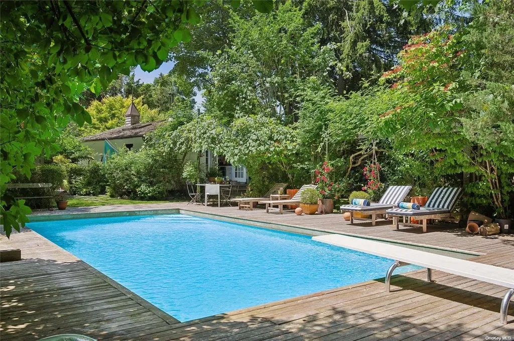 74 Jagger Lane Westhampton NY 11977