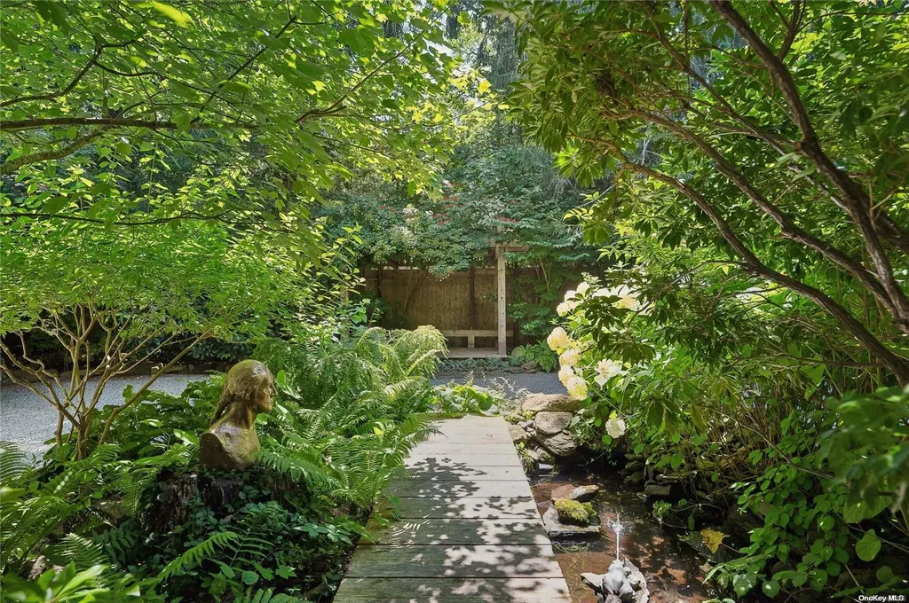 74 Jagger Lane Westhampton NY 11977