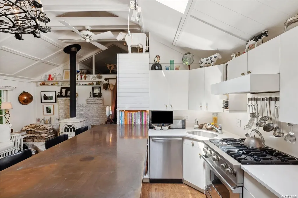 74 Jagger Lane Westhampton NY 11977