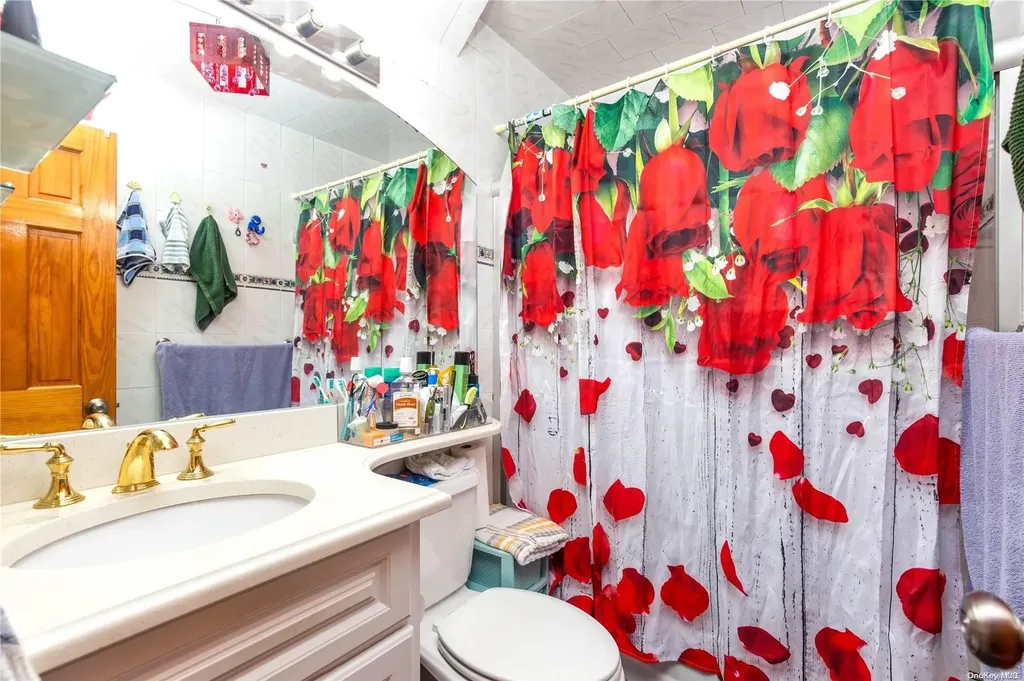 138-64 63rd Avenue Flushing NY 11367