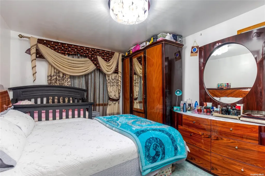 138-64 63rd Avenue Flushing NY 11367