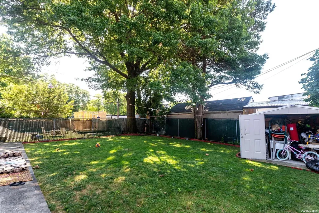 138-64 63rd Avenue Flushing NY 11367