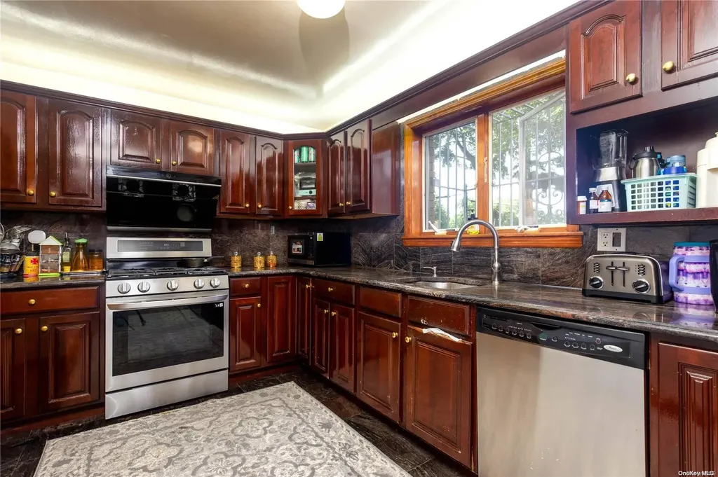 138-64 63rd Avenue Flushing NY 11367