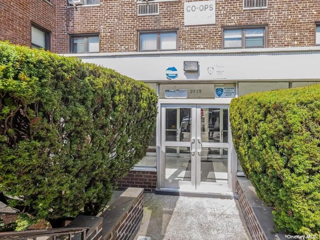 2835 Webb Avenue Bronx NY 10468