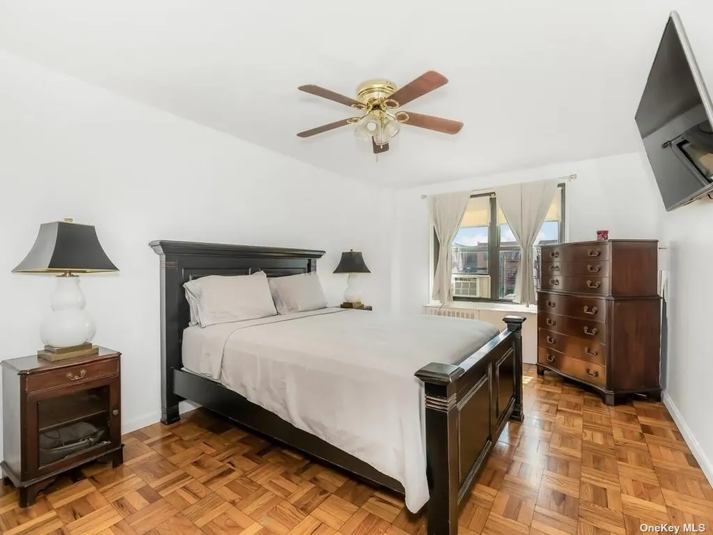 2835 Webb Avenue Bronx NY 10468