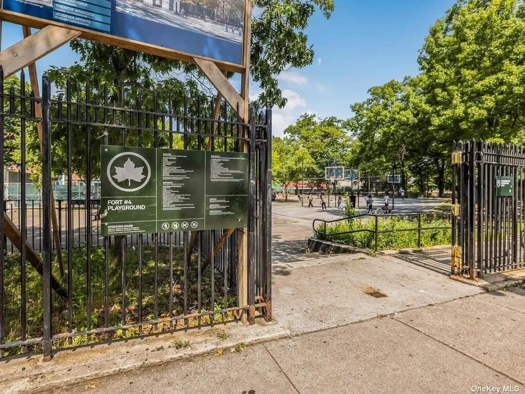 2835 Webb Avenue Bronx NY 10468