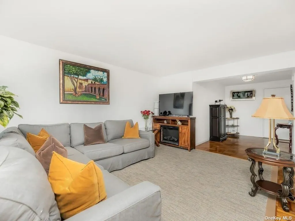 2835 Webb Avenue Bronx NY 10468