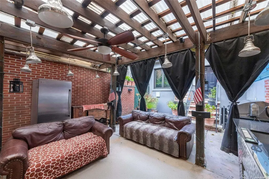 772 42nd Street Brooklyn NY 11232