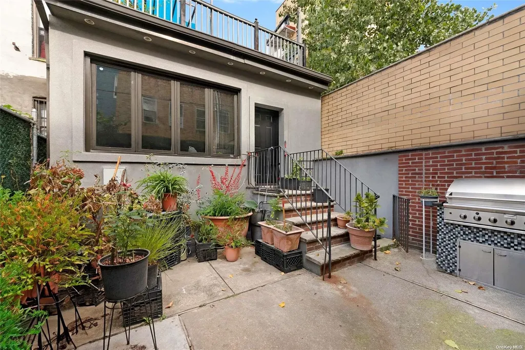 772 42nd Street Brooklyn NY 11232