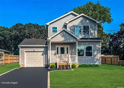 45a N Saunders Avenue Center Moriches NY 11934