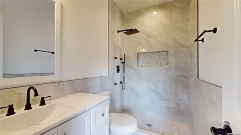 45a N Saunders Avenue Center Moriches NY 11934