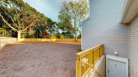 45a N Saunders Avenue Center Moriches NY 11934