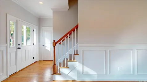 45a N Saunders Avenue Center Moriches NY 11934