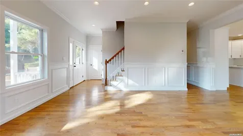 45a N Saunders Avenue Center Moriches NY 11934