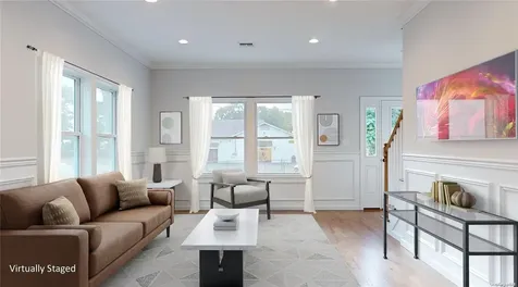 45a N Saunders Avenue Center Moriches NY 11934