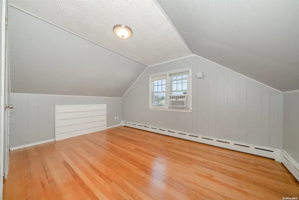 32 Herbert Avenue Lindenhurst NY 11757